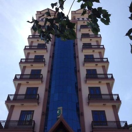 Jun Yue Hotel Phnom Penh Dış mekan fotoğraf