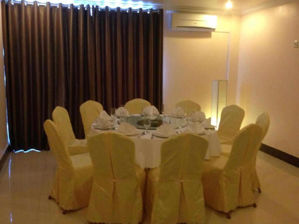 Jun Yue Hotel Phnom Penh Dış mekan fotoğraf