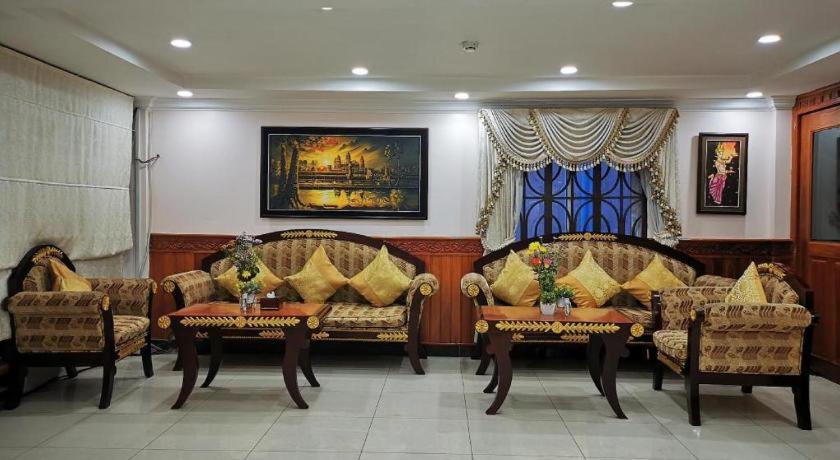 Jun Yue Hotel Phnom Penh Dış mekan fotoğraf