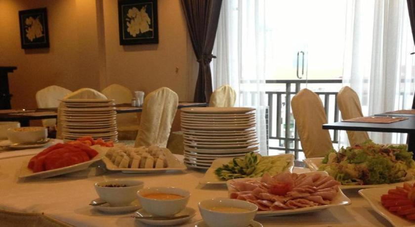 Jun Yue Hotel Phnom Penh Dış mekan fotoğraf