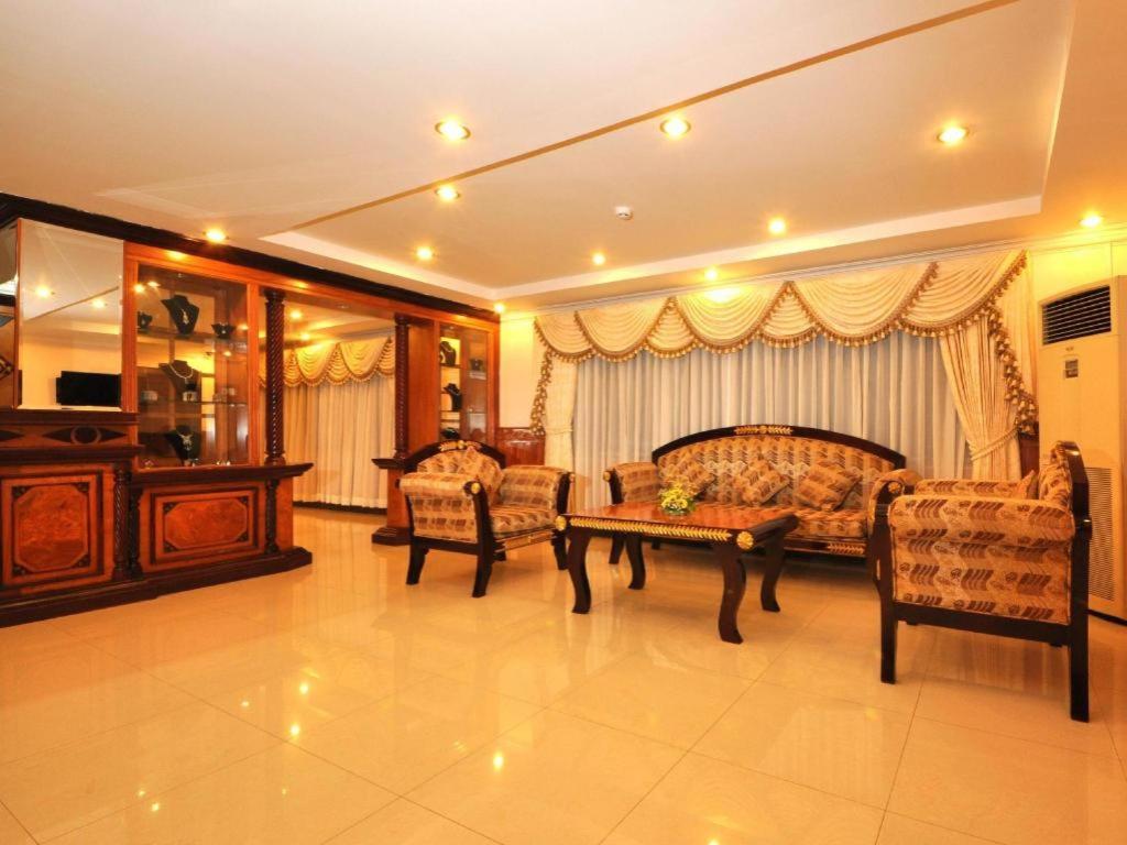 Jun Yue Hotel Phnom Penh Dış mekan fotoğraf