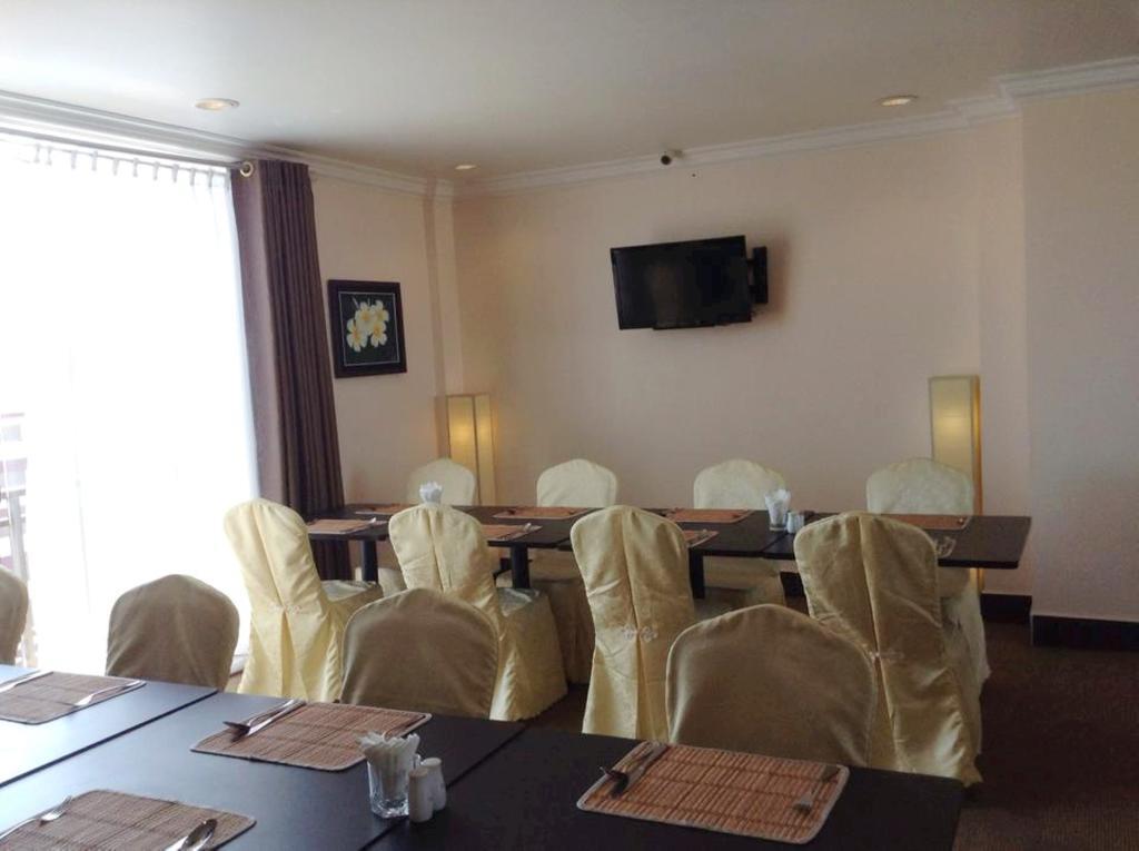 Jun Yue Hotel Phnom Penh Dış mekan fotoğraf