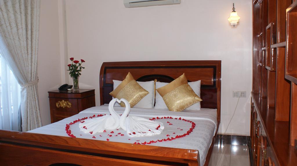 Jun Yue Hotel Phnom Penh Dış mekan fotoğraf
