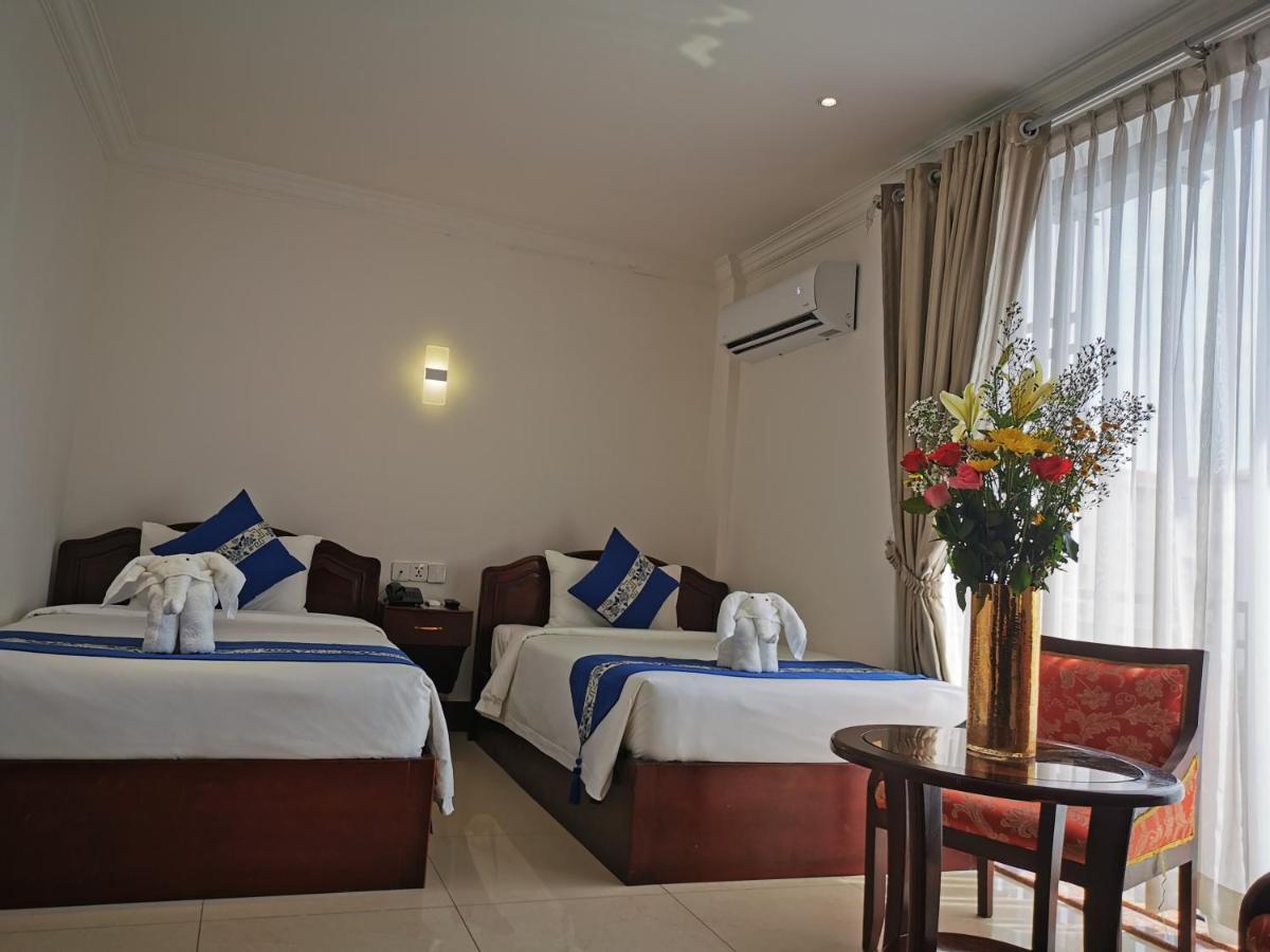 Jun Yue Hotel Phnom Penh Dış mekan fotoğraf