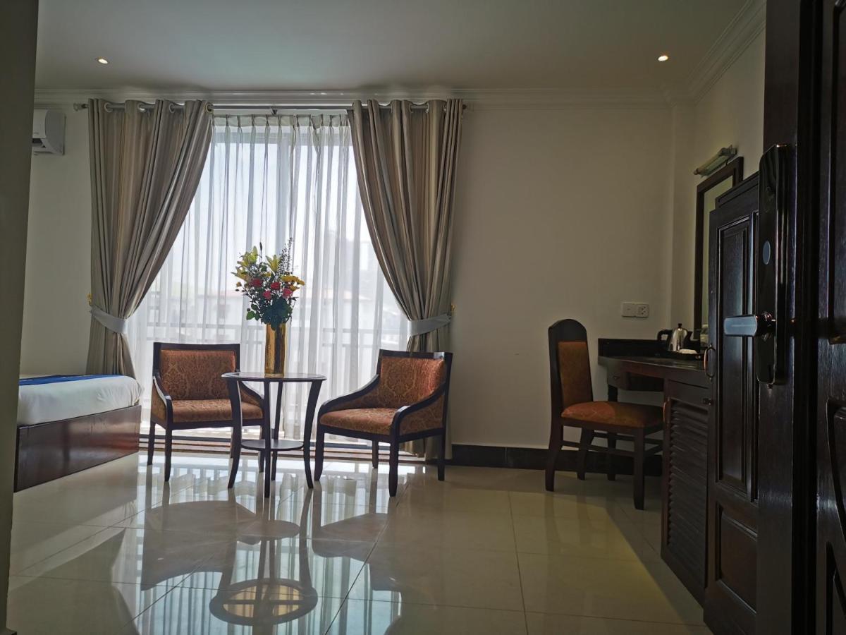 Jun Yue Hotel Phnom Penh Dış mekan fotoğraf